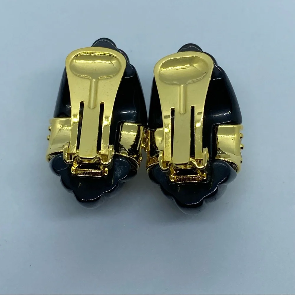 Vintage Rare KJL Black Carved Enamel Gold Tone with Pave Crystals Clip E… - Picture 4 of 6